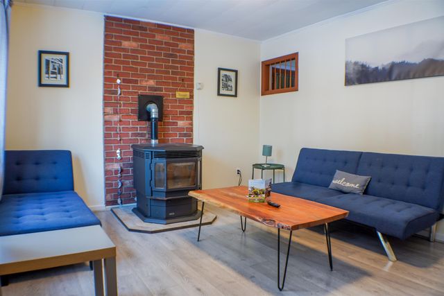 137 pinecrest Road, Rutland Town, VT 05701