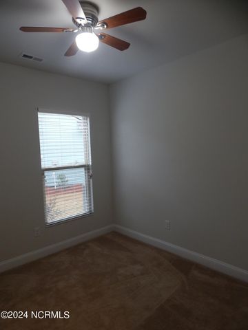 533 Lyrebird Avenue, Wilmington, NC 28412