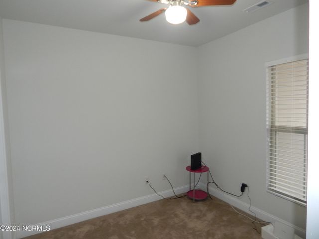 533 Lyrebird Avenue, Wilmington, NC 28412