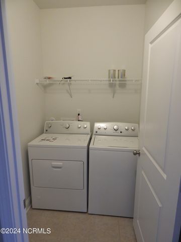 533 Lyrebird Avenue, Wilmington, NC 28412