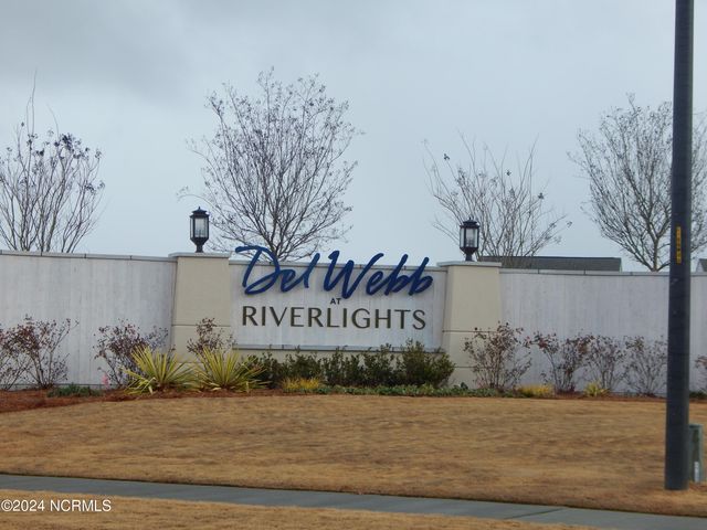 533 Lyrebird Avenue, Wilmington, NC 28412