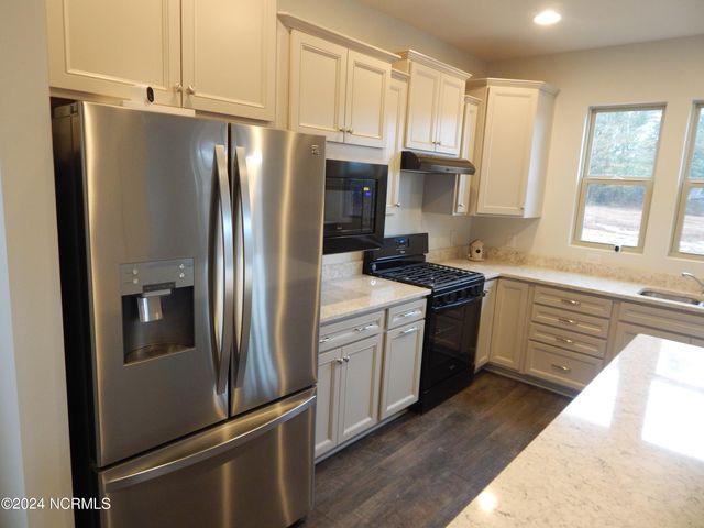 533 Lyrebird Avenue, Wilmington, NC 28412