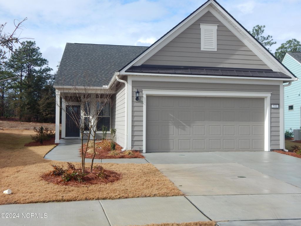533 Lyrebird Avenue, Wilmington, NC 28412