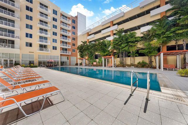 2775 NE 187th St 528, Aventura, FL 33180