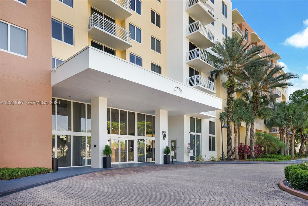 2775 NE 187th St 528, Aventura, FL 33180