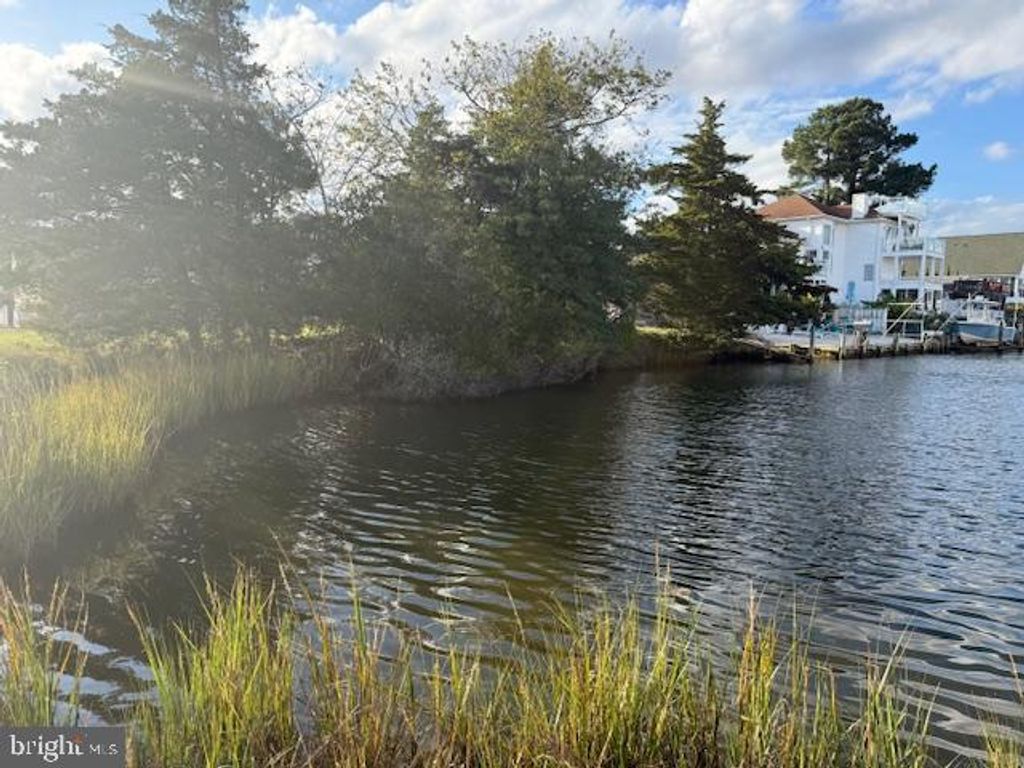 Image 4 of property listing at LOT#2 EXETER RD, Ocean City, MD 21842