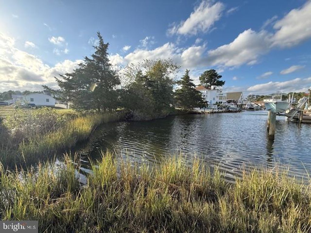 Image 5 of property listing at LOT#2 EXETER RD, Ocean City, MD 21842