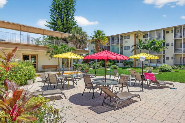 16901 NE 13th Avenue 210, Miami, FL 33162