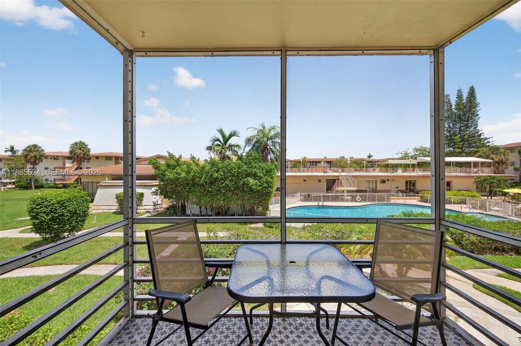 16901 NE 13th Avenue 210, Miami, FL 33162