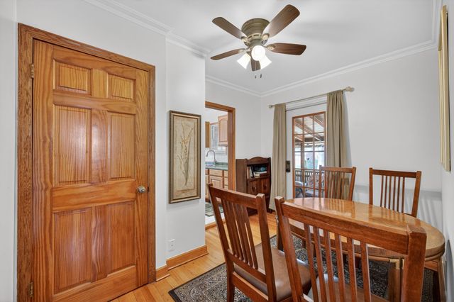 5017 Hickman Road, Des Moines, IA 50310