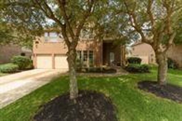 3905 Austin Lake Court, Pearland, TX 77581