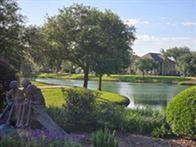 3905 Austin Lake Court, Pearland, TX 77581