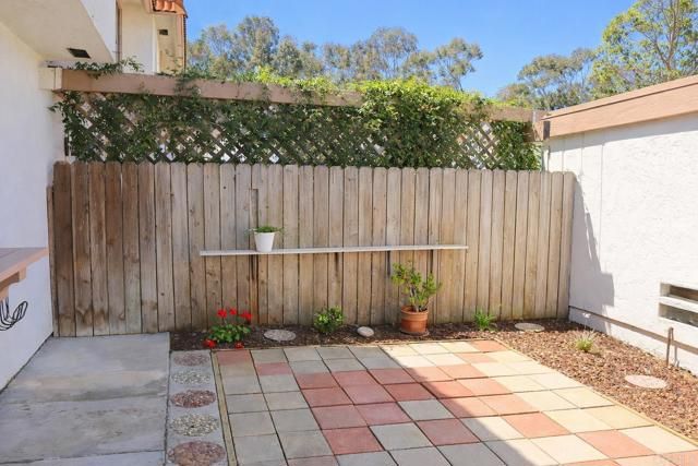 2515 Via Esparto, Carlsbad, CA 92010