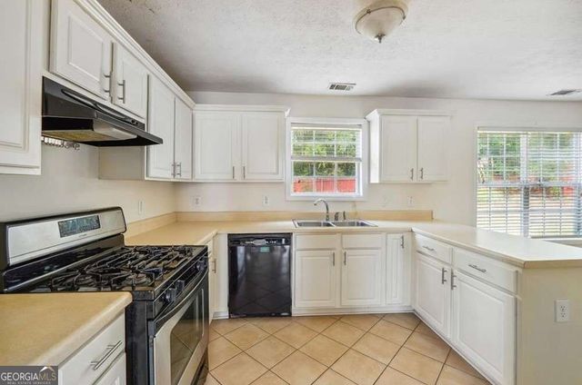 4255 Old House Drive, Conley, GA 30288