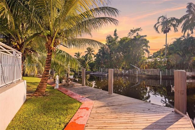 4540 SW 28th Terrace, Dania Beach, FL 33312