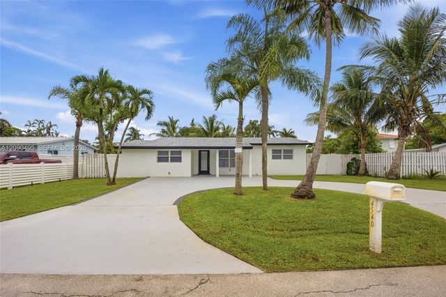 4540 SW 28th Terrace, Dania Beach, FL 33312