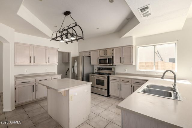 11330 W ROSEWOOD Drive, Avondale, AZ 85392