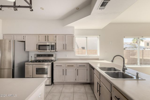 11330 W ROSEWOOD Drive, Avondale, AZ 85392