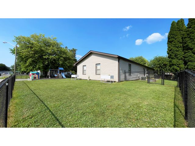 11 Sunset Manor, Mooresville, IN 46158