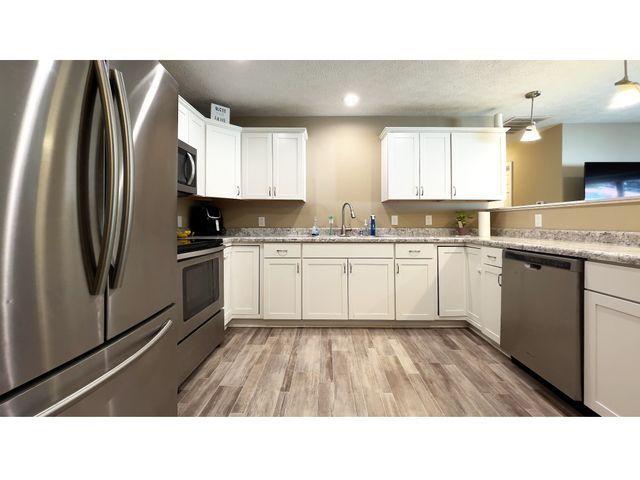 11 Sunset Manor, Mooresville, IN 46158
