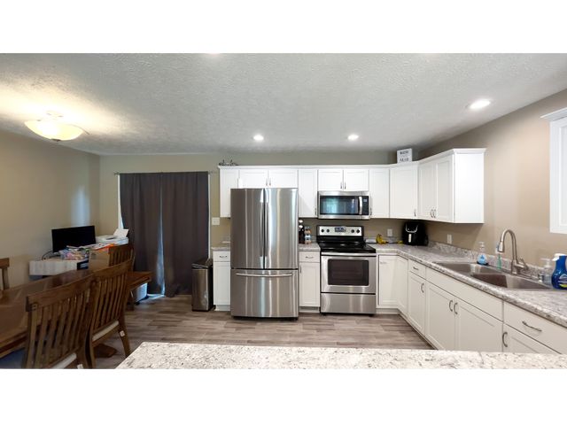 11 Sunset Manor, Mooresville, IN 46158
