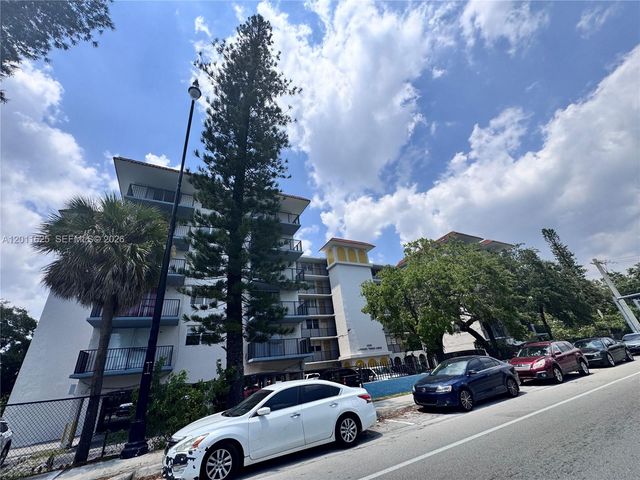 12590 NE 16th Ave 209, North Miami, FL 33161