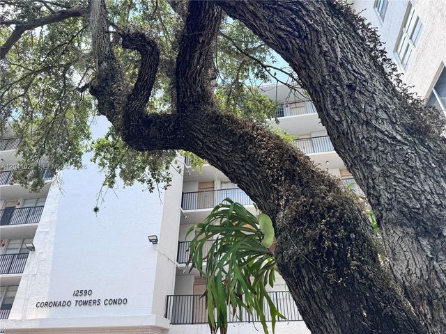 12590 NE 16th Ave 209, North Miami, FL 33161