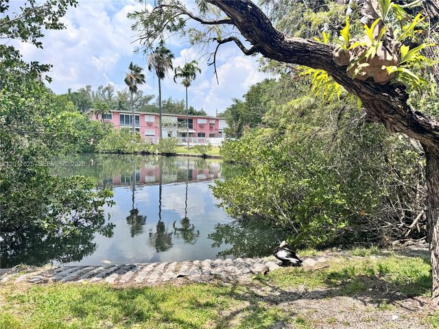 12590 NE 16th Ave 209, North Miami, FL 33161