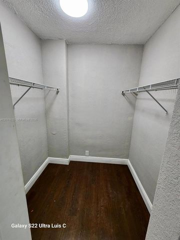 12590 NE 16th Ave 209, North Miami, FL 33161