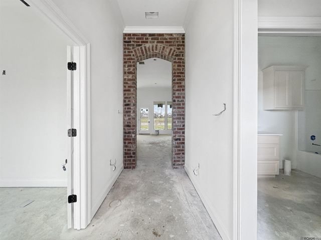 39521 Hernando De Soto Dr, Darrow, LA 70725