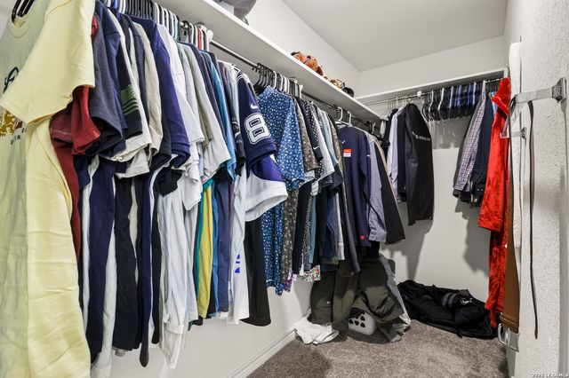 355 Deer Crest Dr, New Braunfels, TX 78130