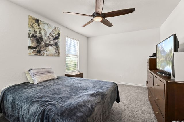 355 Deer Crest Dr, New Braunfels, TX 78130