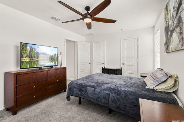 355 Deer Crest Dr, New Braunfels, TX 78130