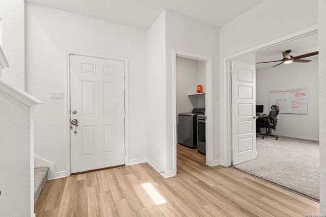 355 Deer Crest Dr, New Braunfels, TX 78130