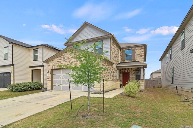 355 Deer Crest Dr, New Braunfels, TX 78130