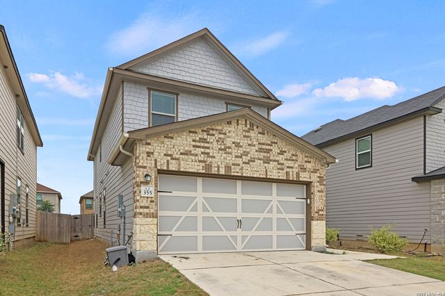 355 Deer Crest Dr, New Braunfels, TX 78130