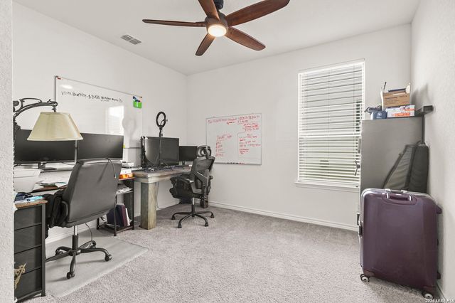 355 Deer Crest Dr, New Braunfels, TX 78130