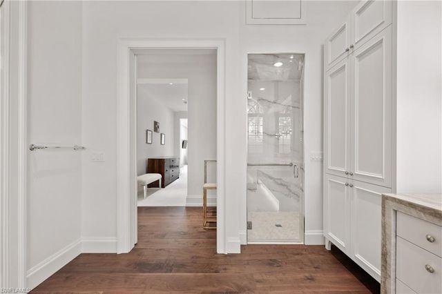 8057 Via Vecchia, Naples, FL 34108