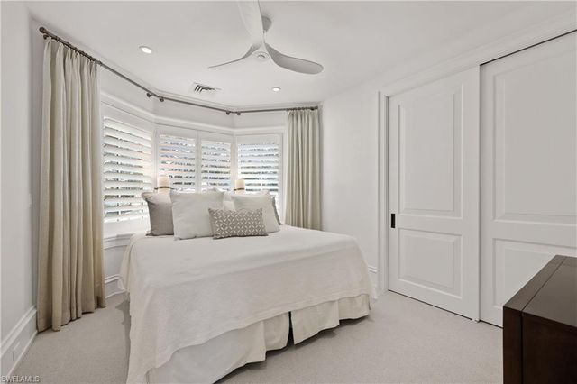 8057 Via Vecchia, Naples, FL 34108