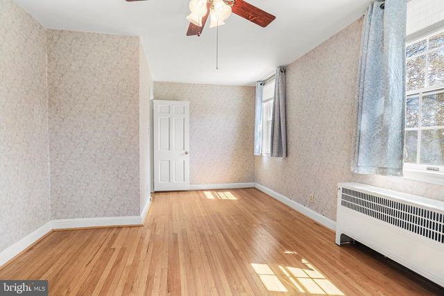 242 N ROLLING RD, Springfield, PA 19064