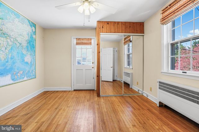 242 N ROLLING RD, Springfield, PA 19064