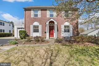 242 N ROLLING RD, Springfield, PA 19064
