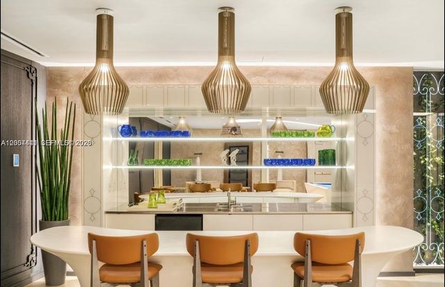 1000 Brickell Plz 4207, Miami, FL 33131