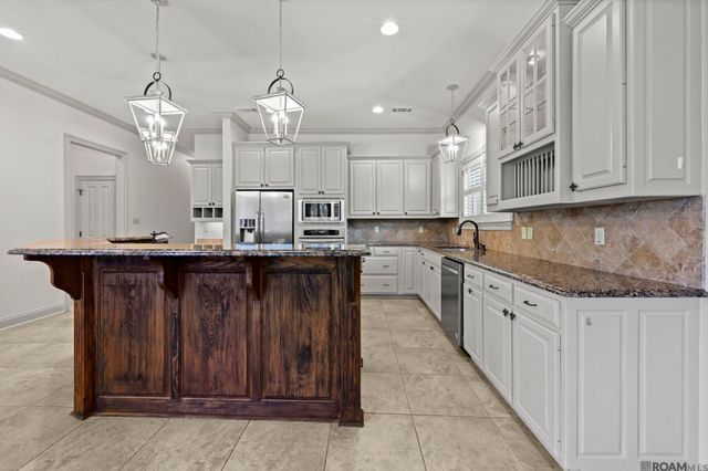 1780 Royal Troon Ct, Zachary, LA 70791