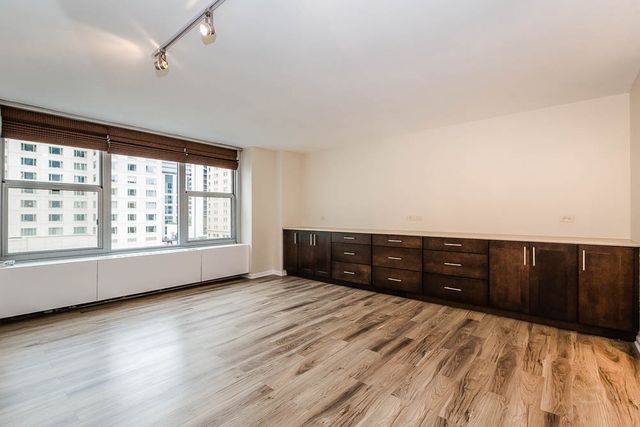 777 N Michigan Avenue 1307, Chicago, IL 60611