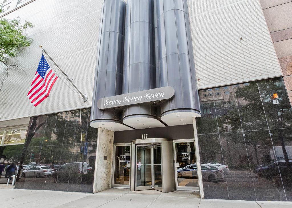 777 N Michigan Avenue 1307, Chicago, IL 60611