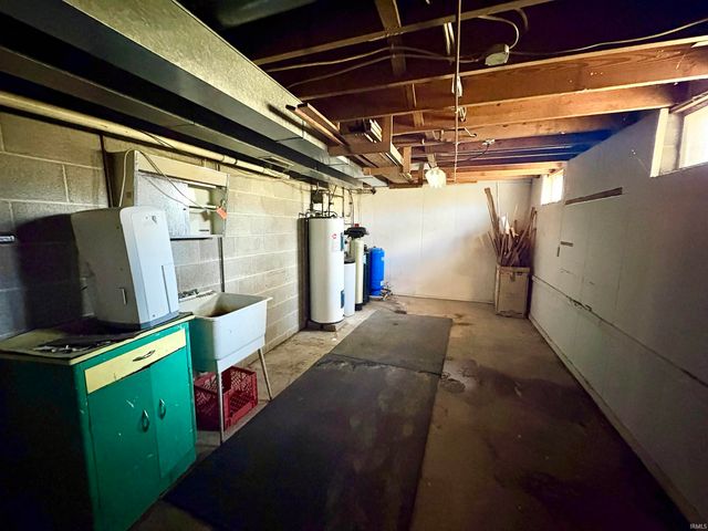 7548 W Ridgeview Circle, Logansport, IN 46947