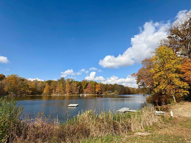 7548 W Ridgeview Circle, Logansport, IN 46947