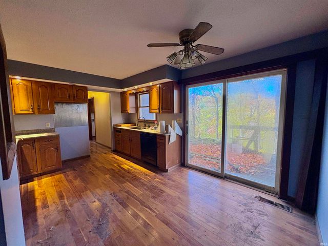 7548 W Ridgeview Circle, Logansport, IN 46947