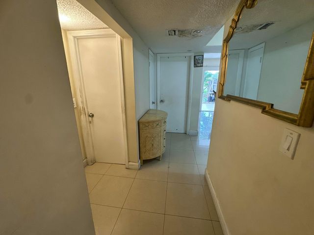7424 NW 75th Street, Tamarac, FL 33321